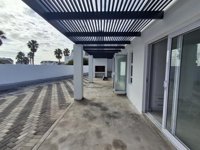 3 Bedroom Property for Sale in Golden Mile Western Cape